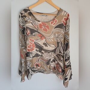 TENDENZE Hearth Tones Floral Print Silk Blouse With Bell Cuff Sleeves